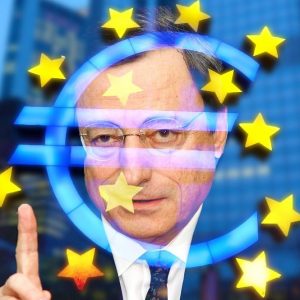 Draghi: “Per ridurre debito non basta la crescita. Stimoli monetari necessari”