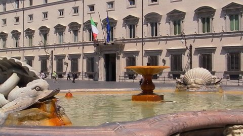Di Maio a Salvini: “Rinuncio a Palazzo Chigi: scegliamo insieme il premier”