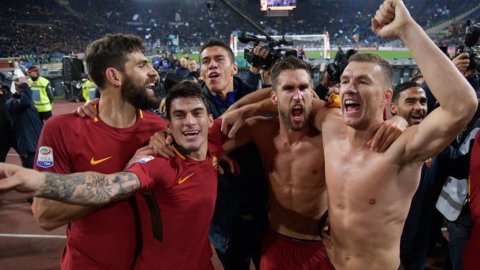 Juve, संपदोरिया के लिए और डर्बी में रोमा के विजयी होने के लिए भी देखें