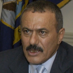 Yemen, expresidente Saleh asesinado por un francotirador