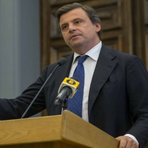 Ilva: Calenda reabre negociações