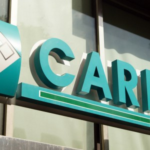 Banca Carige陷入混乱，在资本重组关闭后辞职