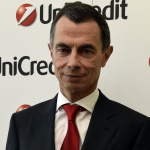 Unicredit, Mustier: “Fusione con Commerzbank non è nei nostri piani”