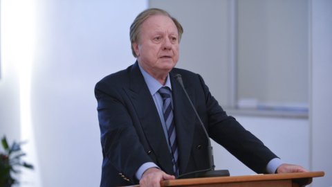 L’ex Ministro Altero Matteoli è morto in un incidente stradale
