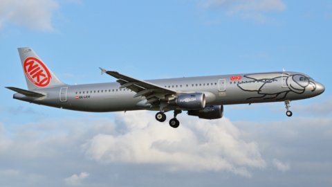 British Airways düşük maliyetli havayolu şirketi Niki'yi satın aldı