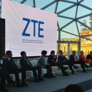 ZTE runtuh di pasar saham: Senat AS mempertahankan larangan tersebut