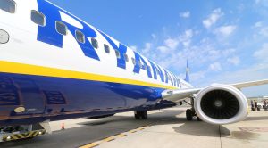 Aereo Ryanair fermo in aeroporto