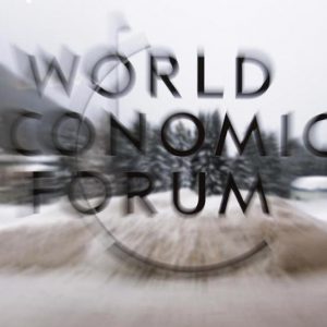 Davos 2023: inizia il forum dei ricchi del pianeta che parla di finanza e ambiente ma inquina più di tutti