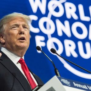 Bolsas de valores: Davos, impeachment de Trump e Atlantia em destaque