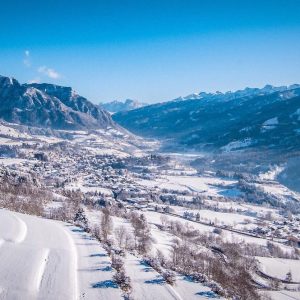 天気：北は雪、南は太陽と風