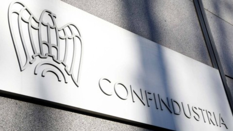 Confindustria: “Con le misure del governo le tasse aumenteranno”