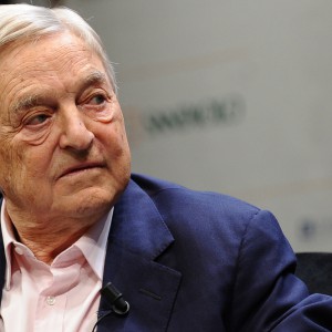 George Soros, senza regole l’Intelligenza artificiale è un pericolo: occhio alle fake news nelle elezioni Usa del 2024