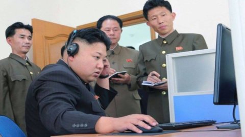 North Korea, the dictator: "I have the nuclear button ready"