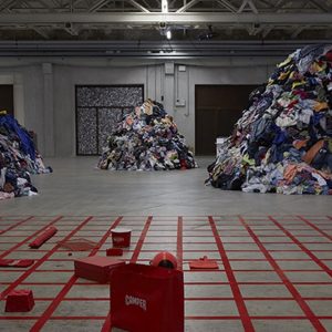 Pirelli HangarBicocca presents 寛大さ/寛大さ