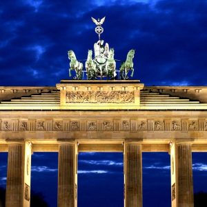 La Germania e Wall Street danno nuova linfa alle Borse ma la migliore è Piazza Affari