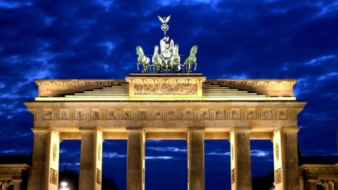 La Germania e Wall Street danno nuova linfa alle Borse ma la migliore è Piazza Affari