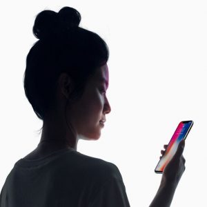 Samsung ha copiato l’iPhone: ad Apple un maxi risarcimento