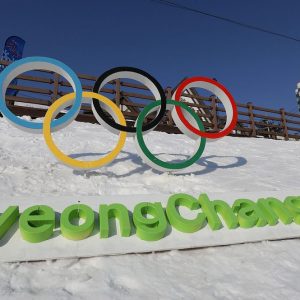 Olimpiyatlarda, açılış töreninde ve hokeyde iki Kore bir arada