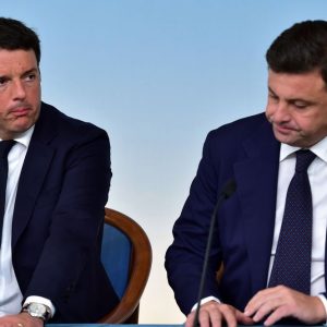 Calenda și Renzi față de înțelegerea pe al treilea pol: 60% pe acțiune și 40% la Iv cu primii Carfagna și Bonetti