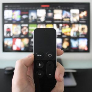 Televiziunea online: cine câștigă și cine pierde în arena viitorului