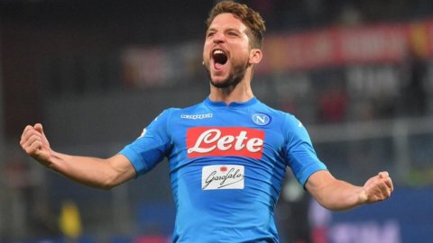 Napoli verlängert Lazio und gewinnt den Primat zurück. AC Milan-Poker