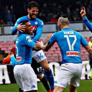 Naples dan Juventus menang, Azzurri masih di urutan pertama