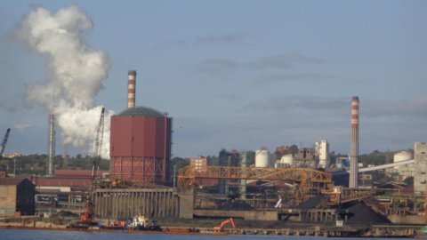 Piombino, la quinta vita dell’acciaio sarà indiana o bresciana?