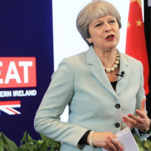 Brexit, May tem dúvidas: "Menos proteção para os cidadãos da UE"