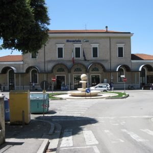 Tiroteos en Macerata, heridos. Alcalde: "Quédate en casa"