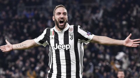 Juve mengalahkan Inter di final yang menegangkan (2 banding 3)