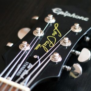 Gibson hacia la quiebra: crisis negra para la guitarra de los grandes de la música