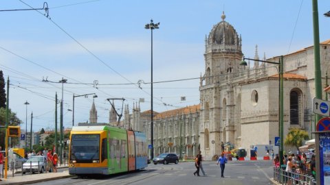 Portugal keajaiban: pertumbuhan lebih tinggi dari Eropa, pasar kerja meledak