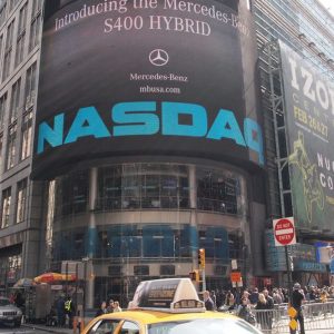 Nasdaq alle stelle con Tesla, chips e cloud. Ma può anche uccidere