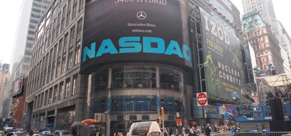 Borse 18 giugno: a Wall Street l’hi tech torna a volare con l’accordo tra Intel (+9%) e Apple, Milano sui massimi con Stm e le banche. Petrolio in calo