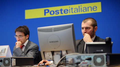 Poste, via all’educazione finanziaria negli uffici