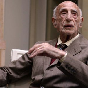 Adiós a Gillo Dorfles, el crítico de arte que murió a los 107 años