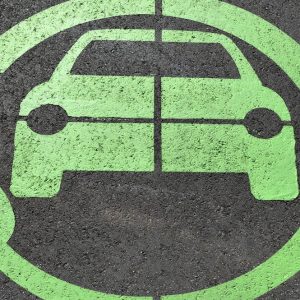 Auto elettrica, opportunità da 10 miliardi per le utility