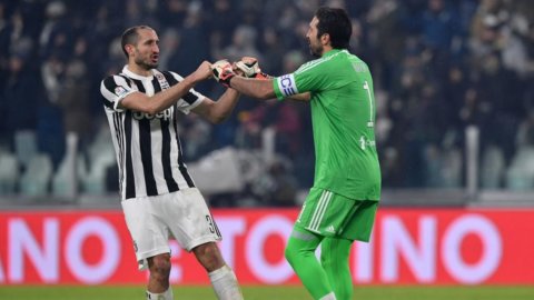 Lazio-Juve und Neapel-Rom, der Scudetto und die Champions League passieren hier