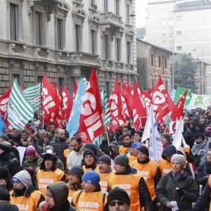 Sciopero venerdì 3: UGL contro Green Pass sui luoghi di lavoro