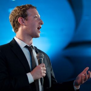 Facebook，华尔街喜欢 mea culpa。 蒂姆在法庭上决斗