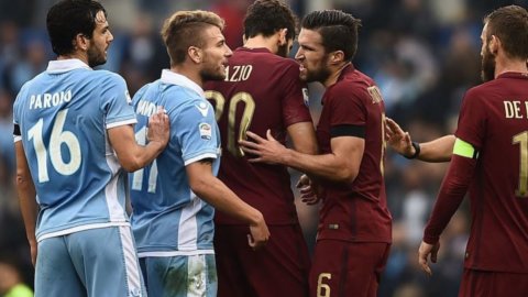 Derby pasar saham: Lazio runtuh, Roma berjalan