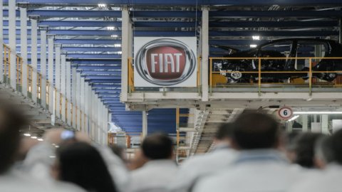 ACCADDE OGGI – Fiat, 50 anni fa lo storico  accordo sindacale “5.8.71”