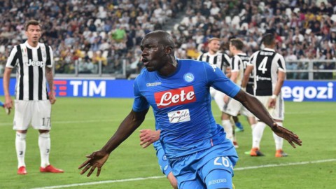 Napoli, büyük darbe: Juve'yi bıçakladı ve Scudetto yarışını yeniden başlattı