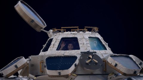 Maxxi, uzay dünyaya sesleniyor: AstroSamantha ile buluşma