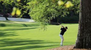 Jordan Spieth gioca a golf