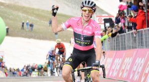 Yates maglia rosa Giro d'Italia
