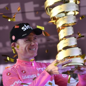 Giro: Froome kazandı, ancak Roma'daki çukurlar partiyi mahvetti