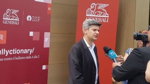 التنمر الإلكتروني: أطلقت شركة Generali Italia و Informatici Senza Frontiere "Bullyctionary"