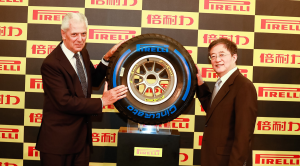Pirelli in Cina: Marco Tronchetti Provera e Ren Jianxin