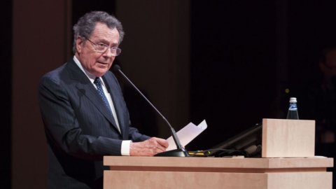 Intesa Sanpaolo avanti tutta sull’assicurazione: a Torino il nuovo polo